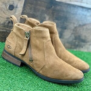 UGG Auero Suede Leather Ankle Boot Women's‎ 7.5 Brown Zip Up Low Heel (1094889)